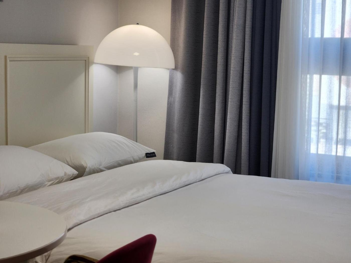 Daegu Star B&B Dsr Hotel Lily Guestroom Екстериор снимка
