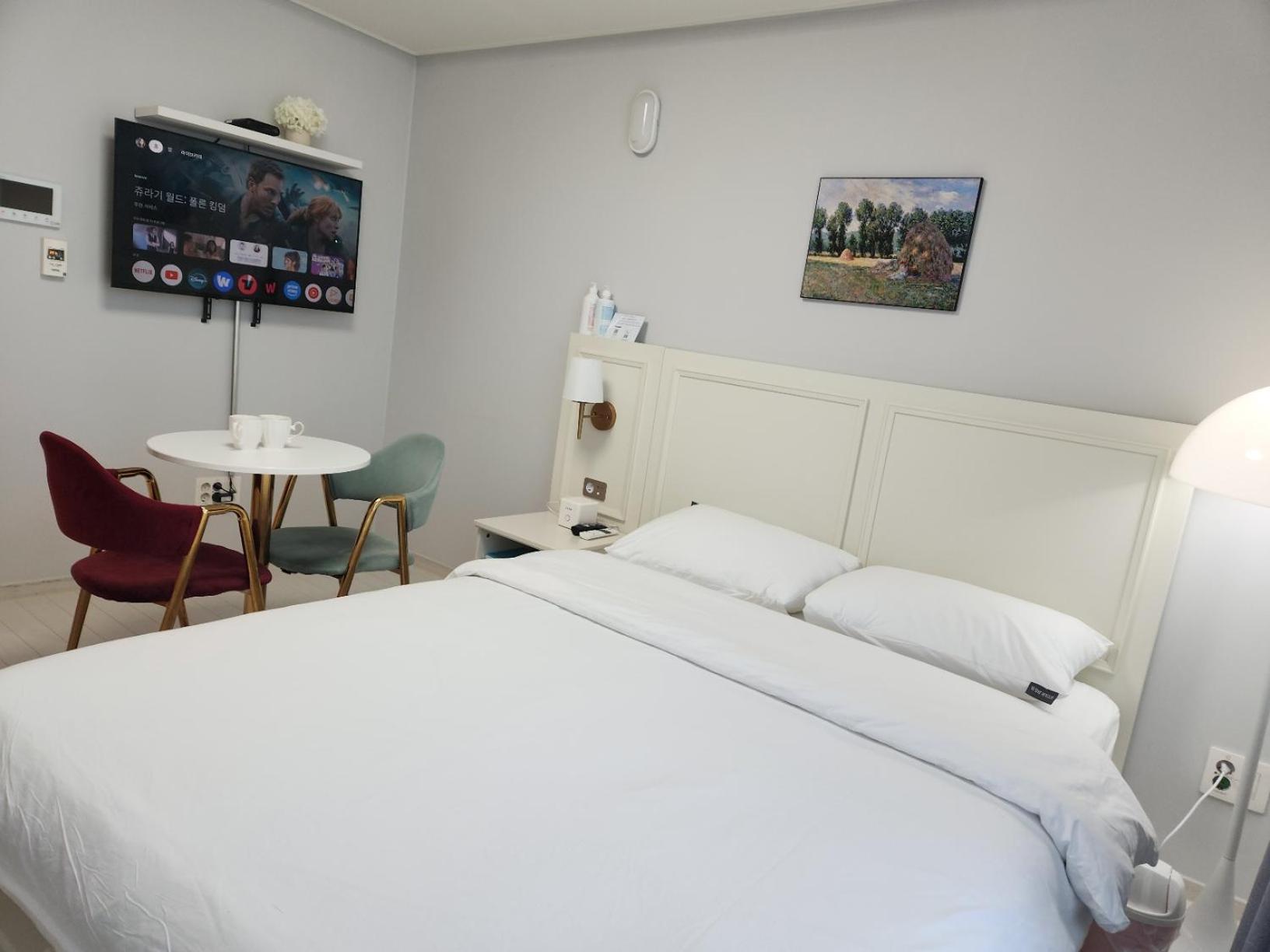 Daegu Star B&B Dsr Hotel Lily Guestroom Екстериор снимка